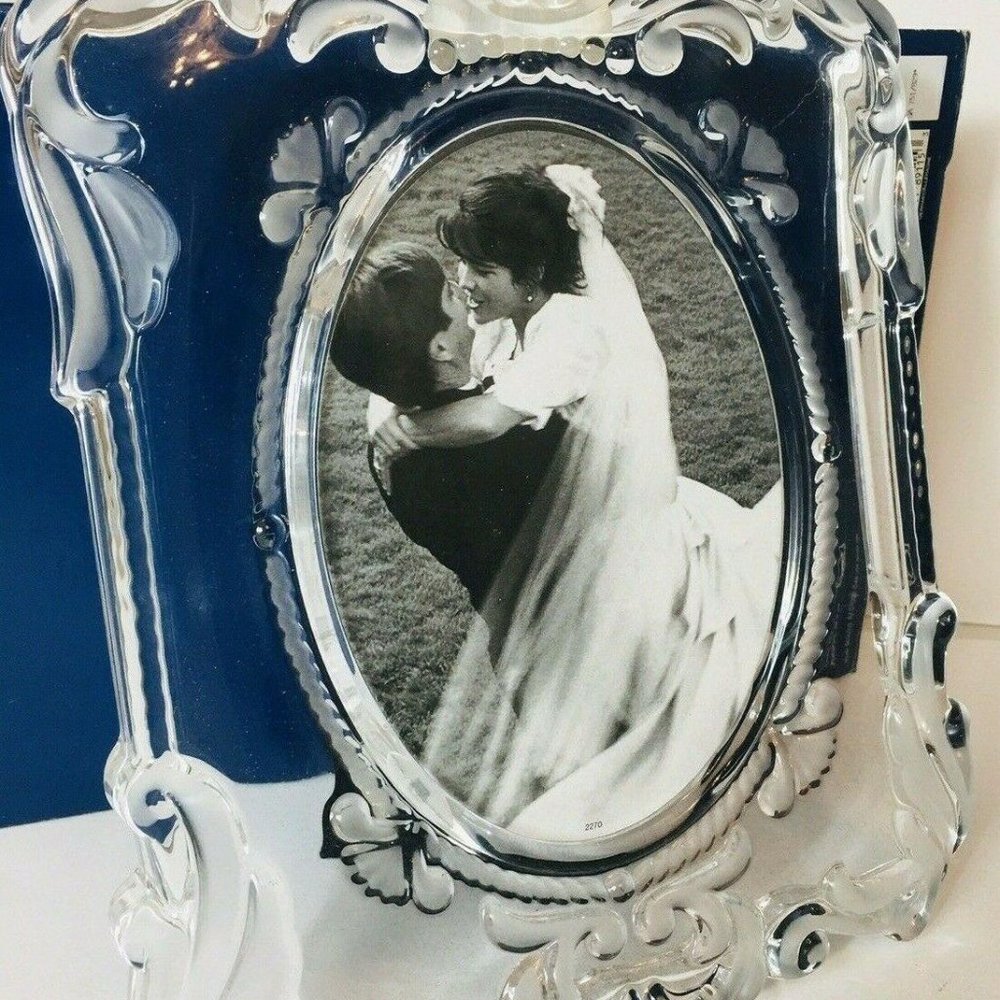 🌺Wedding gift!🌸 Mikasa, “Princess” Crystal Photo Frame, 5”x7”